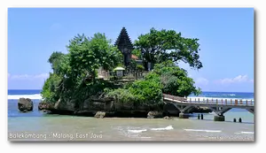 Have a glimpse of the beauty of great places to visit in Indonesia: tropical beaches, volcanoes, palaces, rich cultures, buzzing cities, and many more ...