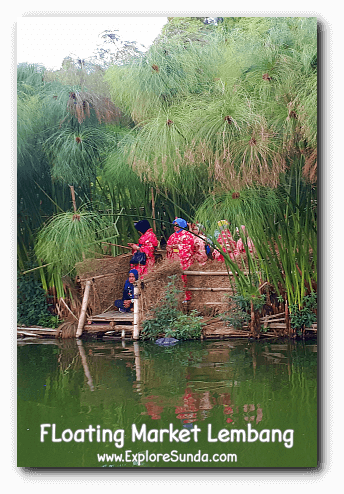 Queuing to ride a boat at Kyotoku - Floating Market Lembang. Queuing to ride a boat at Kyotoku - Floating Market Lembang.