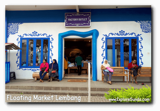 The factory outlet at Floating Market Lembang.