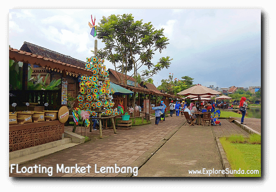 Shopping in Floating Market Lembang.