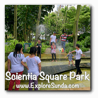 Playing with water at Scientia Square Park, Summarecon Serpong Playing with water at Scientia Square Park, Summarecon Serpong
