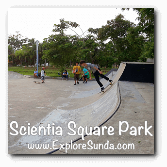 Skateboarding  at Scientia Square Park, Summarecon Serpong Skateboarding  at Scientia Square Park, Summarecon Serpong