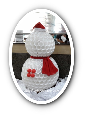 Snowman made of plastic cups at Immanuel Hospital, Bandung. Snowman made of plastic cups at Immanuel Hospital, Bandung.