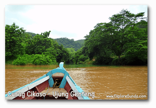 A boat trip to Curug Cikaso [Cikaso Waterfall] - Ujung Genteng. Soon the brown river will turn into green.