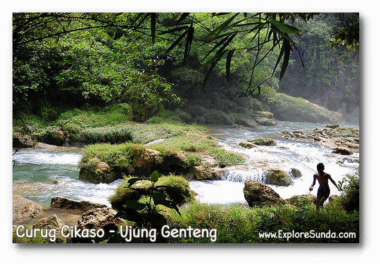 The beautiful riverbank on the way to Cikaso waterfall - Ujung Genteng. The beautiful riverbank on the way to Cikaso waterfall - Ujung Genteng.