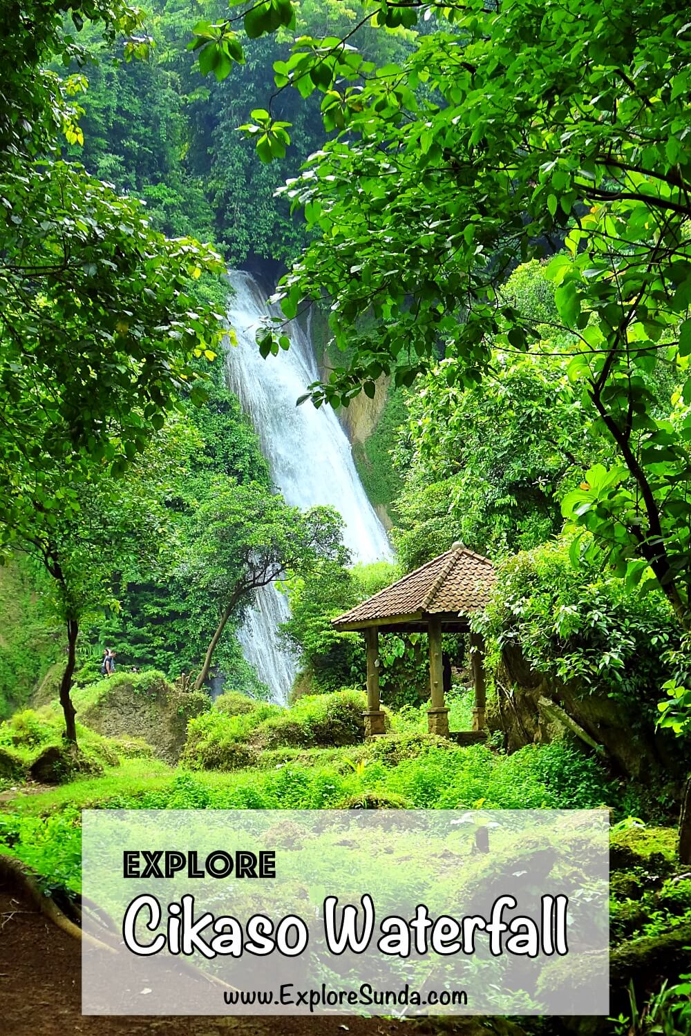 Explore Curug Cikaso near Ujung Genteng, one of the many beautiful waterfalls in Ciletuh Geopark | #ExploreSunda #CiletuhGeopark #CurugCikaso #UjungGenteng #Beach