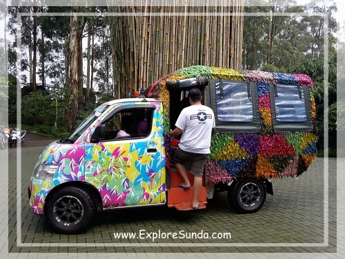 A shuttle bus at Dusun Bambu in Cisarua, Lembang