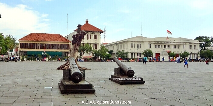 The old canons guarding the Fatahillah Square at Jakarta Old Town.