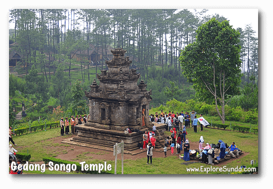 Local boy scouts practice at Candi Gedong Songo. Local boy scouts practice at Candi Gedong Songo.