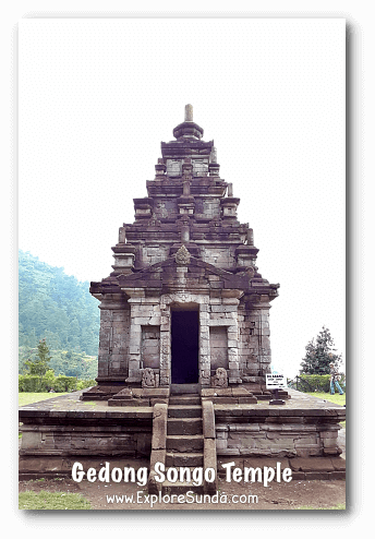One of the temple in Candi Gedong Songo complex. One of the temple in Candi Gedong Songo complex.