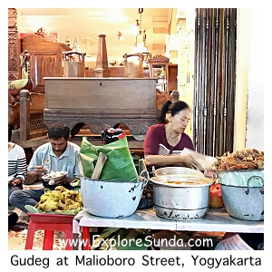 Dine gudeg at Malioboro street, Yogyakarta