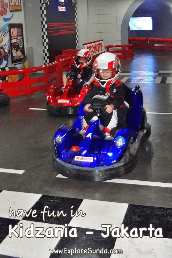 Have fun in Kidzania Jakarta | The children city where children can play pretend | Try as many professions as your children want | #ExploreSunda #Kidzania