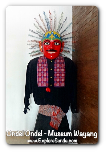Male Ondel Ondel - Museum Wayang Male Ondel Ondel - Museum Wayang