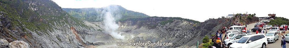 Upper parking lot of Mount Tangkuban Perahu, which is only steps away from Kawah Ratu.